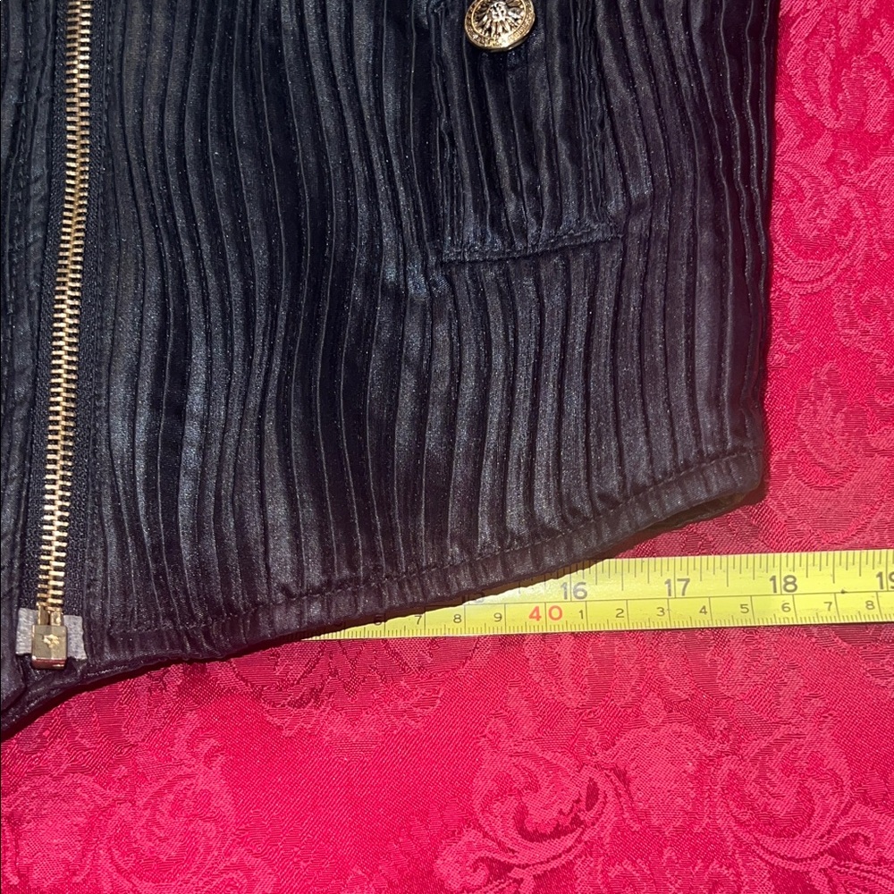Vintage, New WOT Versace Black Quilted Zip-Front Moto Jacket with Gold Hardware - Picture 13 of 16